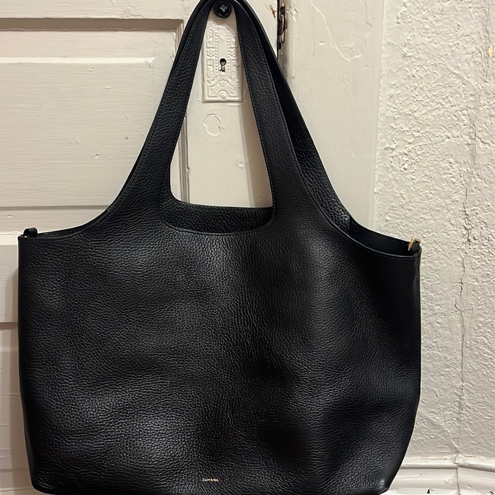 COPY - Cuyana System Tote 16 Inch in black